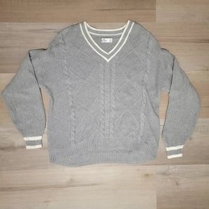 Hollister Gray Cable-knit  Sweater | Size M |